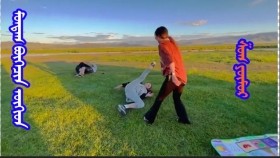 ᠮᠤᠨᠳᠠᠭ ᠪᠥᠬᠡᠴᠢᠨ ᠥᠬᠢᠳ- ᠱᠣᠭ ᠶᠦᠮᠦᠷМундаг бөхчин охид-шог юмр