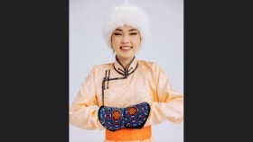 ᠮᠣᠩᠭᠣᠯ ᠪᠦᠰᠡᠭᠦᠢ-ᠤᠯᠠᠭᠠᠨᠲᠤᠶᠠᠭ᠎ᠠМонгол бүсгүй-Улаантуяа