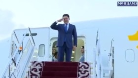 ᠮᠣᠩᠭᠣᠯ ᠤᠯᠤᠰ ᠤ᠋ᠨ ᠶᠡᠷᠦᠩᠬᠡᠢᠯᠡᠭᠴᠢ  ᠤ᠊ ᠬᠦᠷᠡᠯᠰᠦ᠋ᠬᠡ ᠶ᠋ᠢᠨ ᠪᠦᠭᠦᠳᠡ ᠨᠠᠢᠷᠠᠮᠳᠠᠬᠤ ᠺᠢᠷᠭᠢᠽ ᠤᠯᠤᠰ ᠲᠤ᠌ ᠬᠢᠭᠰᠡᠨ ᠲᠥᠷᠥ ᠶ᠋ᠢᠨ ᠠᠢᠯᠴᠢᠯᠠᠯ ᠥᠨᠳᠥᠷᠯᠡᠯ᠎ᠡМонгол Улсын Ерөнхийлөгч У.Хүрэлсүхийн Бүгд Найрамдах Киргиз Улсад хийсэн төрийн