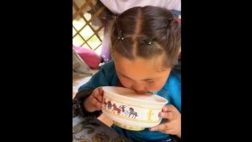 ᠮᠣᠩᠭᠣᠯ ᠤ᠋ᠨ ᠮᠠᠯᠴᠢᠨ ᠠᠬᠤᠢ ᠶ᠋ᠢᠨ ᠠᠮᠢᠳᠤᠷᠠᠯ ᠳ᠋ᠠᠬᠢ ᠢᠳᠡᠭᠡᠨ ᠤᠮᠳᠠᠭᠠᠨМонголын малчин ахуйн амьдрал даахь идээн ундаан