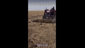 ᠬᠥᠯᠥᠨ ᠪᠣᠢᠷ᠎ ᠤᠨ ᠮᠠᠯᠴᠢᠨ ᠭᠠᠨᠳᠢᠭ ᠶᠠᠭᠠᠬᠢᠵᠤ ᠠᠷᠭᠠᠯ᠎ ᠢᠶᠠᠨ ᠬᠤᠷᠢᠶᠠᠵᠤ ᠪᠠᠢᠬᠤ ᠪᠣᠢ?Хөлөн буйрын малчин гантиг яахиж аргалаа хурааж байх бэ？