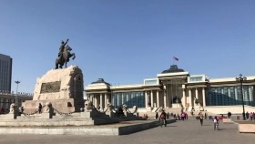  ᠶᠡᠬᠡ ᠵᠠᠩᠵᠤᠨ ᠪ ᠬᠥᠰᠢᠶ᠎ᠡ  - ᠪ · ᠣᠰᠤᠷ ᠲᠡᠮᠲᠡᠭᠯᠡᠪᠡ   Их жанжны хөшөө - Б · Осор тэмдэглэв