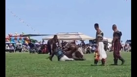 ᠡᠨᠡ ᠶᠠᠭᠠᠬᠢᠵᠤ ᠪᠣᠳᠣᠬᠤ ᠪᠣᠢ-ᠱᠣᠭᠲᠠᠢ ᠪᠥᠭᠡ Энэ яахиж бодох бэ-шогтой бөх