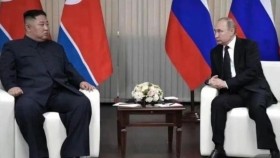 ᠠᠬ᠎ᠠ ᠳᠡᠭᠦᠦ ᠬᠣᠶᠠᠷ ᠤ᠋ᠨ ᠶᠠᠷᠢᠯᠴᠠᠭ᠎ᠠАх дүү хоёрын ярилцаа