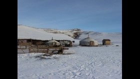 ᠮᠣᠩᠭᠣᠯ ᠭᠡᠳᠡᠭ ᠠᠢᠯ- ᠨᠠ᠊᠂ ᠬᠥᠬᠡᠰᠢᠭᠤᠢМонгол гэдэг айл-Н,Хийшугуй