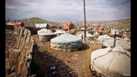 ᠥᠷᠢ ᠲᠡᠢ ᠮᠣᠩᠭᠣᠯᠴᠤᠳ ᠲᠠᠭᠠᠨ ᠥᠴᠢᠬᠦ ᠦᠭᠡ- ᠭᠣᠩᠭᠣᠷᠵᠠᠪӨртэй монголчууддаа өчих үг-Гонгоржав