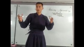 《ᠠᠯᠲᠠᠨ ᠳᠡᠭᠡᠳᠦ ᠦᠨᠡᠨ ᠦ ᠠᠶᠠᠯᠭᠤ》 ᠶᠢᠨ ᠲᠠᠢᠯᠪᠤᠷᠢ ᠬᠢᠴᠢᠶᠡᠯ02Алтан дээд үнэний аялгуу'-ы тайлбар хичээл